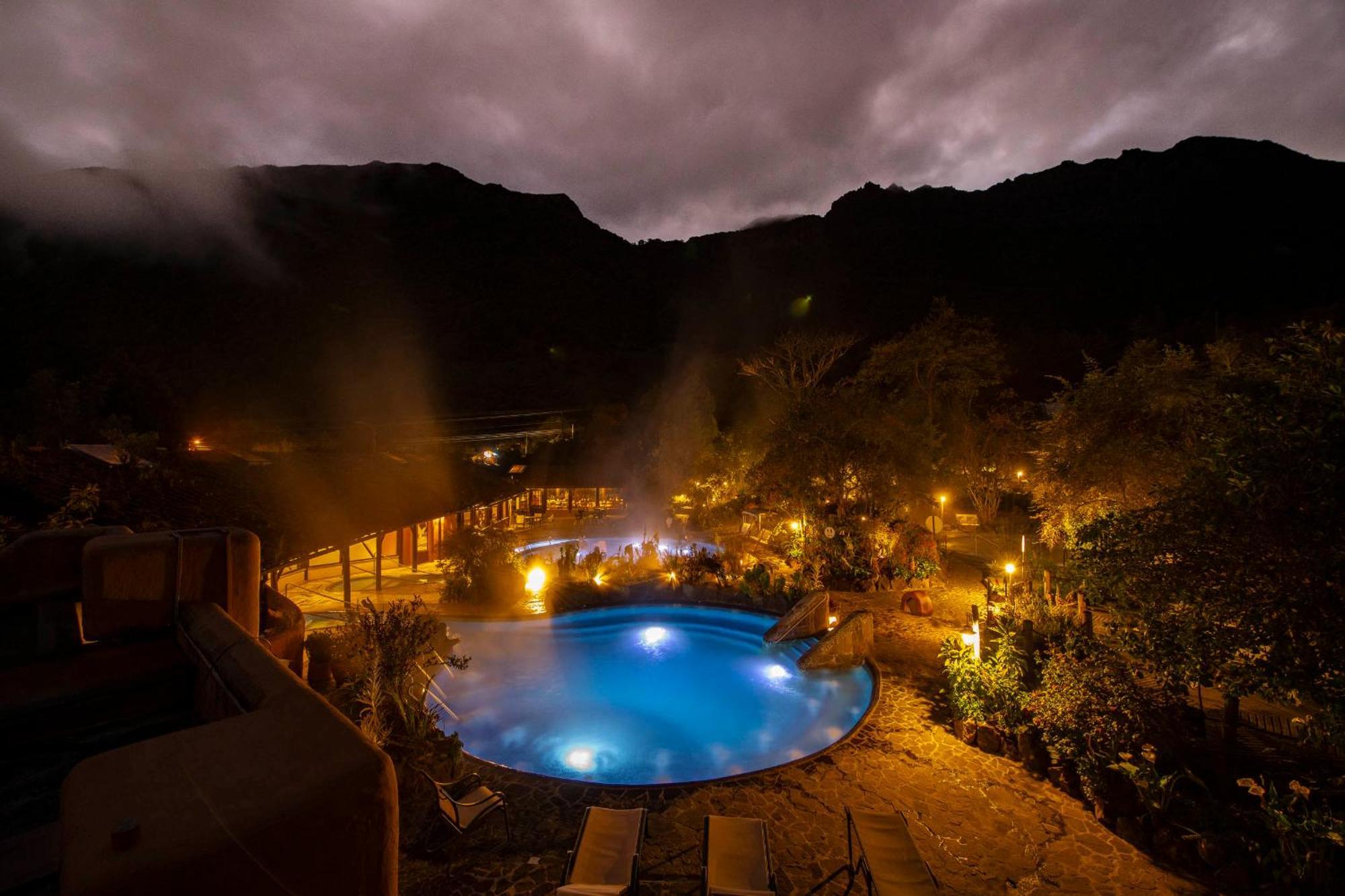 Termas De Papallacta Eksteriør billede Hot springs in Baños, Ecuador