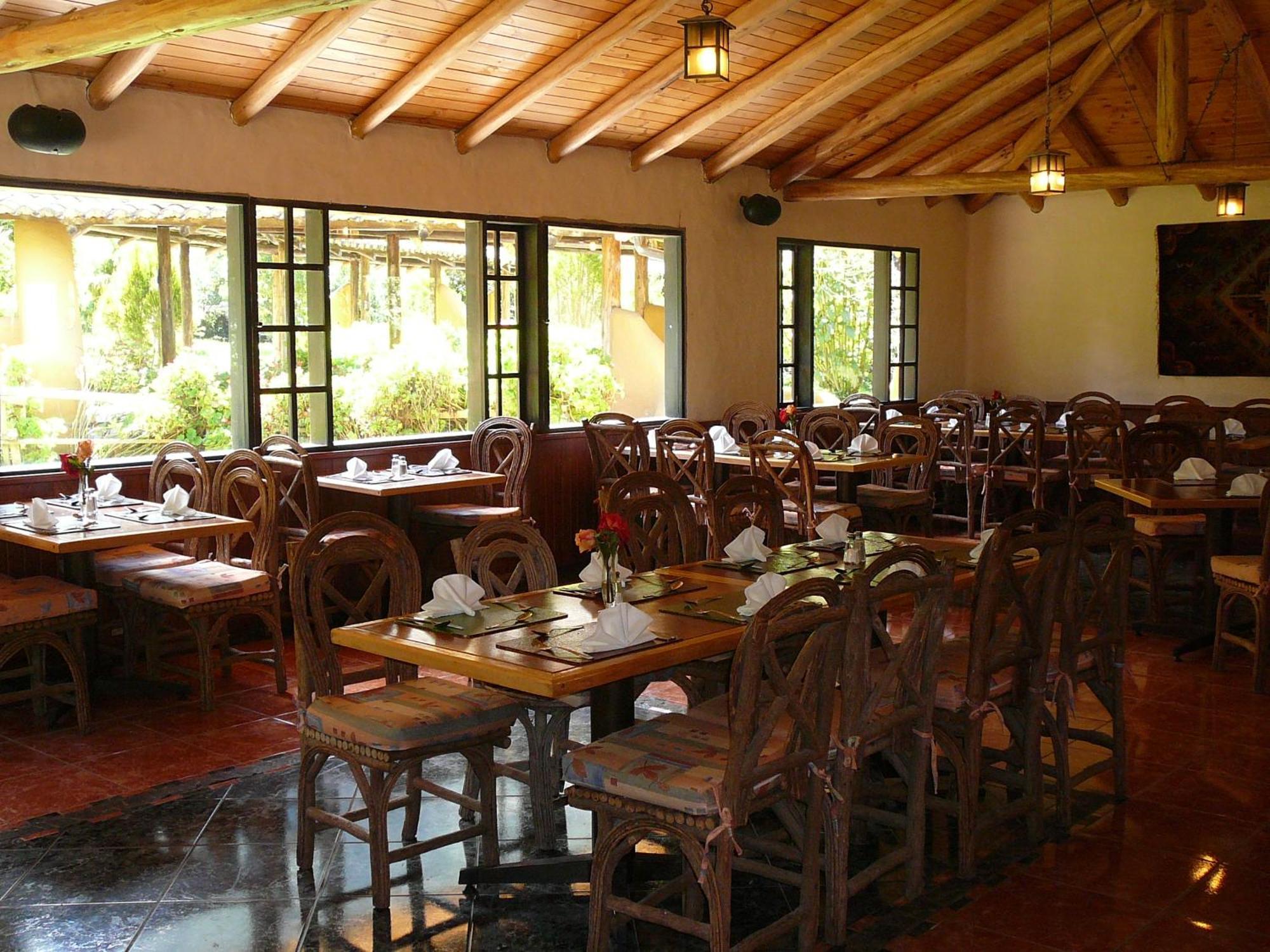 Termas De Papallacta Eksteriør billede Restaurant at the Hotel Finca San José