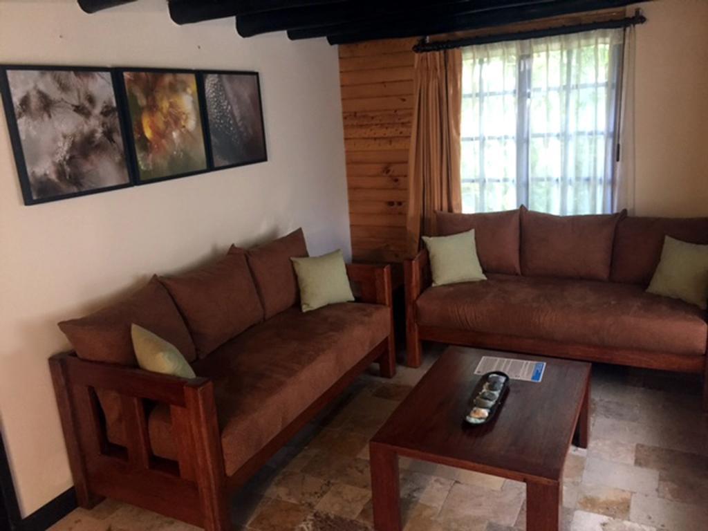 Termas De Papallacta Eksteriør billede Living room at the lodge