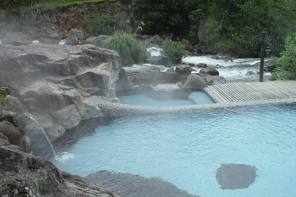 Termas De Papallacta Eksteriør billede Hot springs in Ōfu, Ōita Prefecture